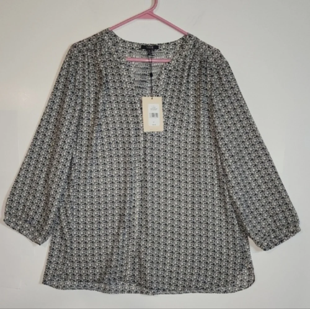 NYDJ Pintuck Blouse NWT Size XLarge - Picture 2 of 14